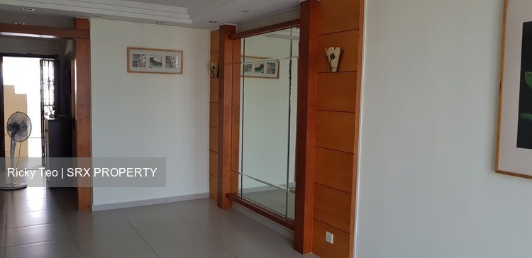 Admiralty Drive thumbnail photo